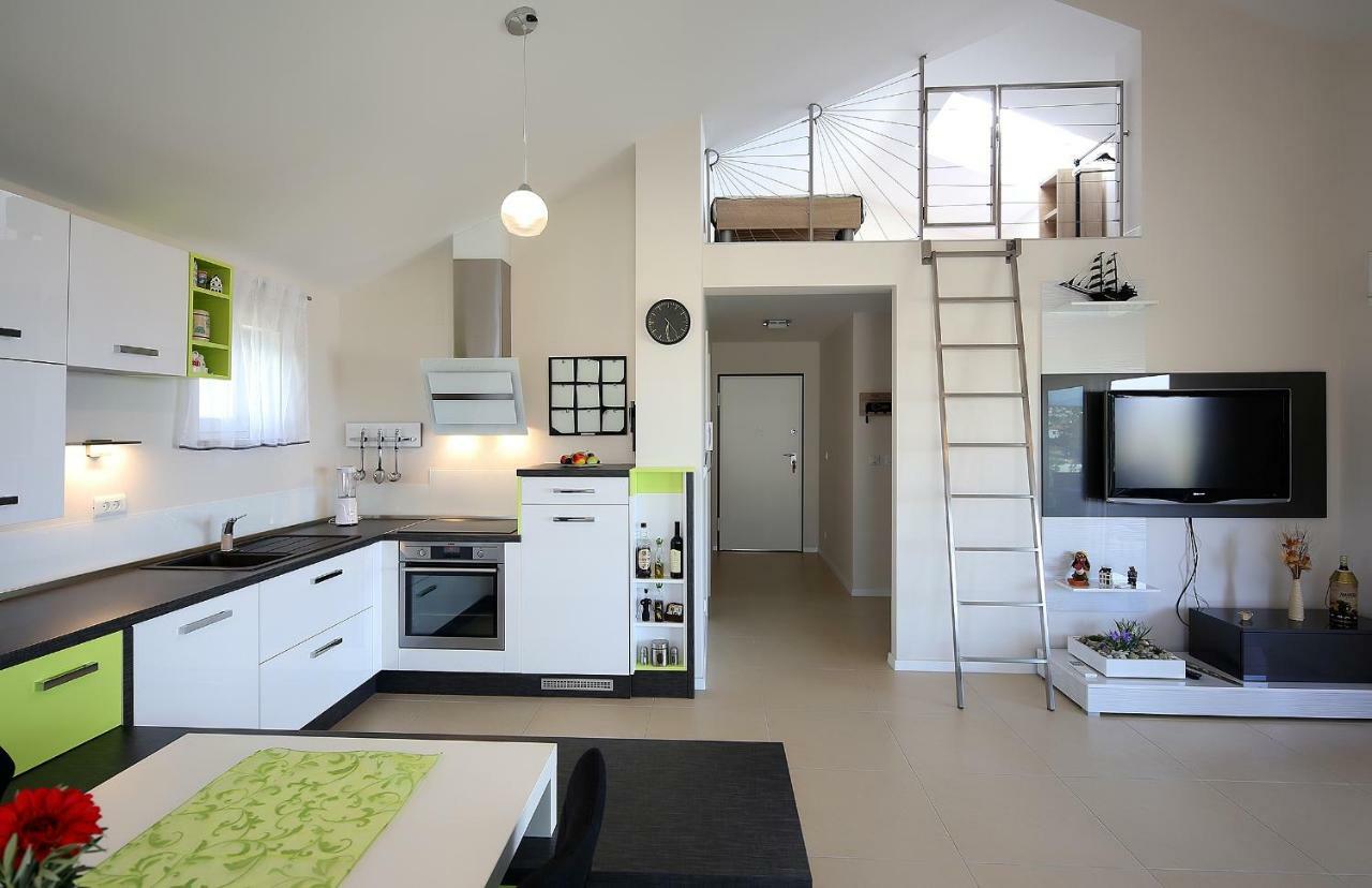Apartment Porpo Malinska Eksteriør bilde